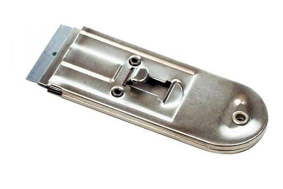 Scraper with Retractable Locking Blade